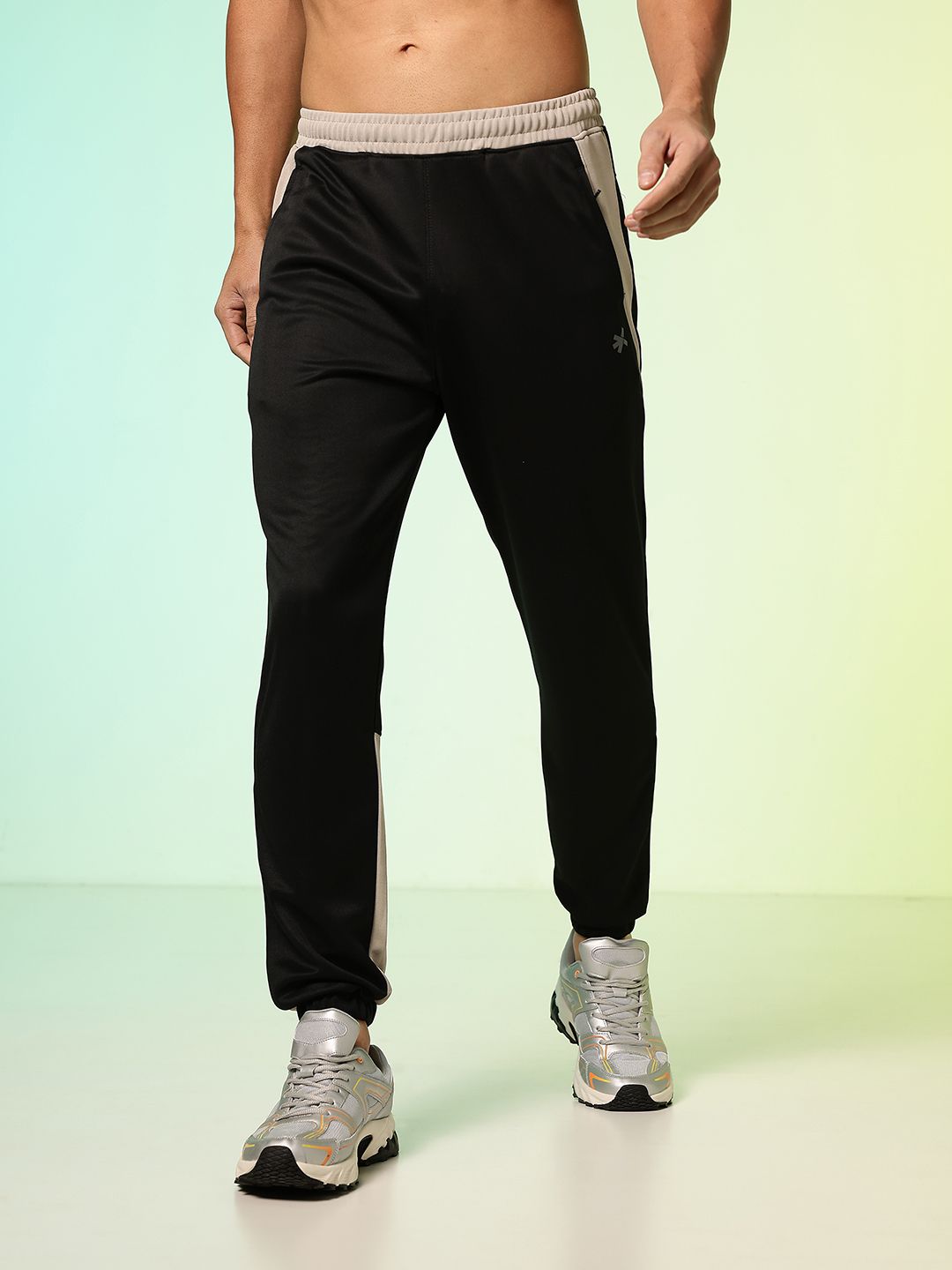 HRX by Hrithik Roshan Men Rapid-Dry Running Jogger