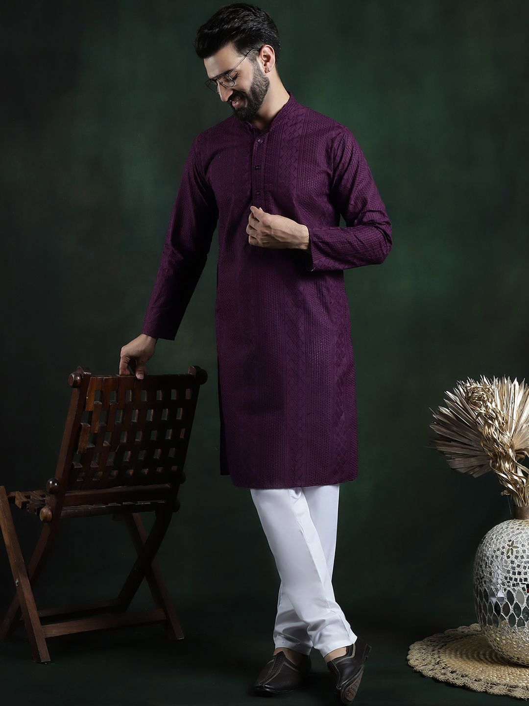 SOJANYA Ethnic Motifs Embroidered Mandarin Collar Thread Work Cotton Straight Kurta
