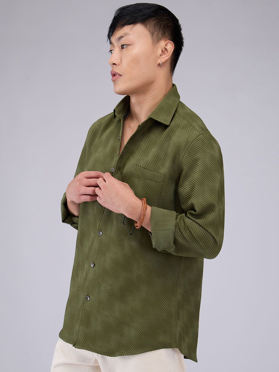 VASTRADO Men Classic Cutaway Collar Textured Slim Fit Casual Shirt