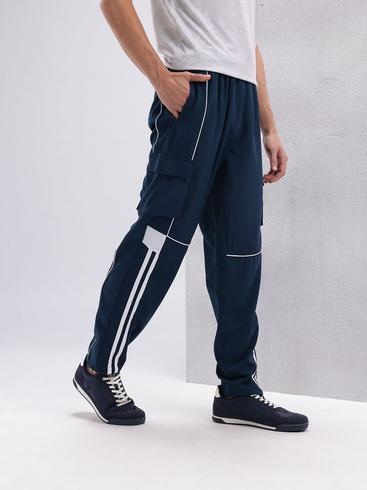 HRX by Hrithik Roshan Men Lifestyle Contrast Piping Detail Cargo-Style Track pants