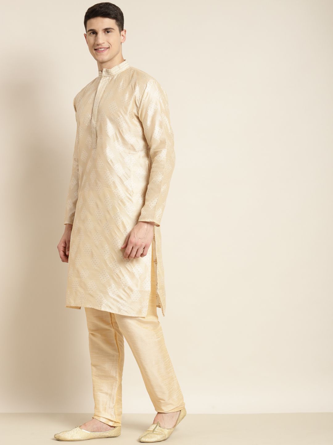 SOJANYA Men Cream-Coloured & Golden Ethnic Motifs Kurta