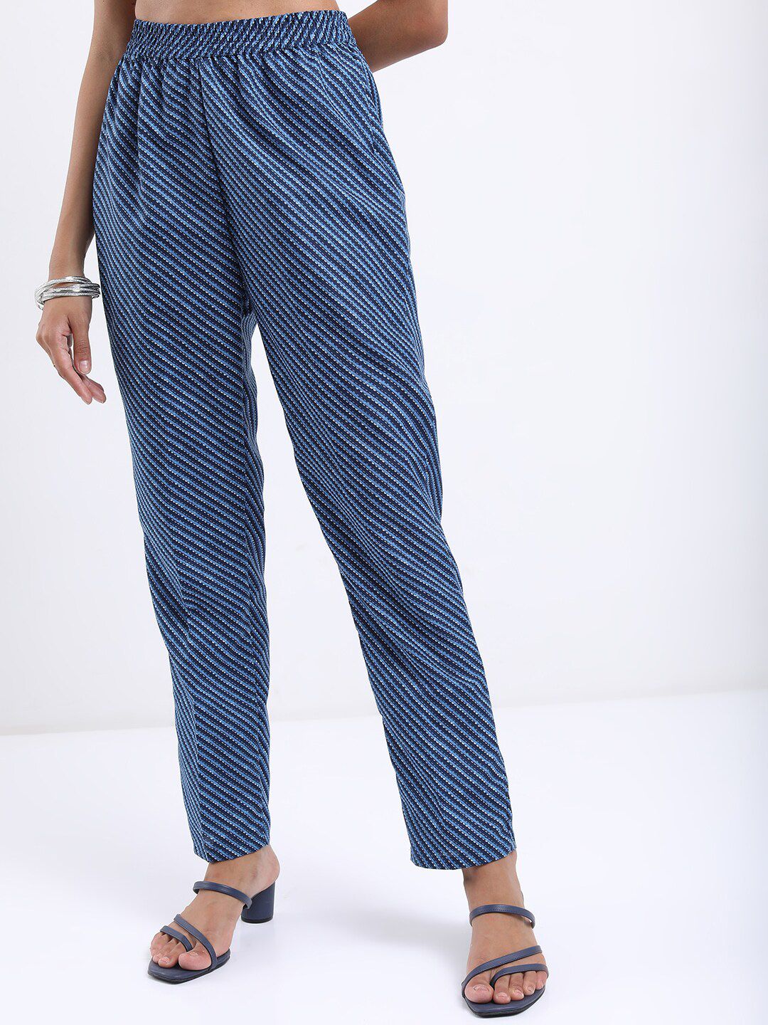 Vishudh Blue Ethnic Motifs Printed Straight Kurta with Trousers With Dupatta