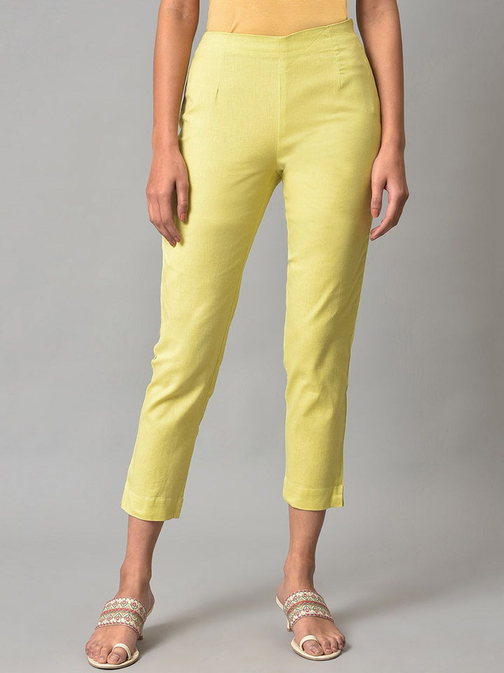 W Women Mid RIse Cropped Slim Fit Trousers