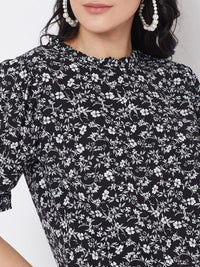 Berrylush Women Black Printed Top