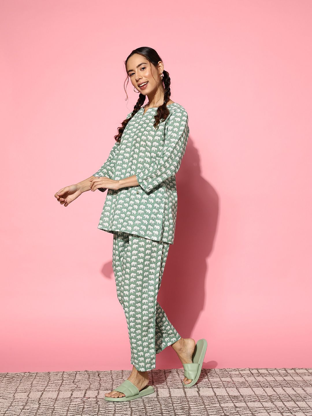 SANSKRUTIHOMES Women Green & White Printed Pure Cotton Top With Trousers