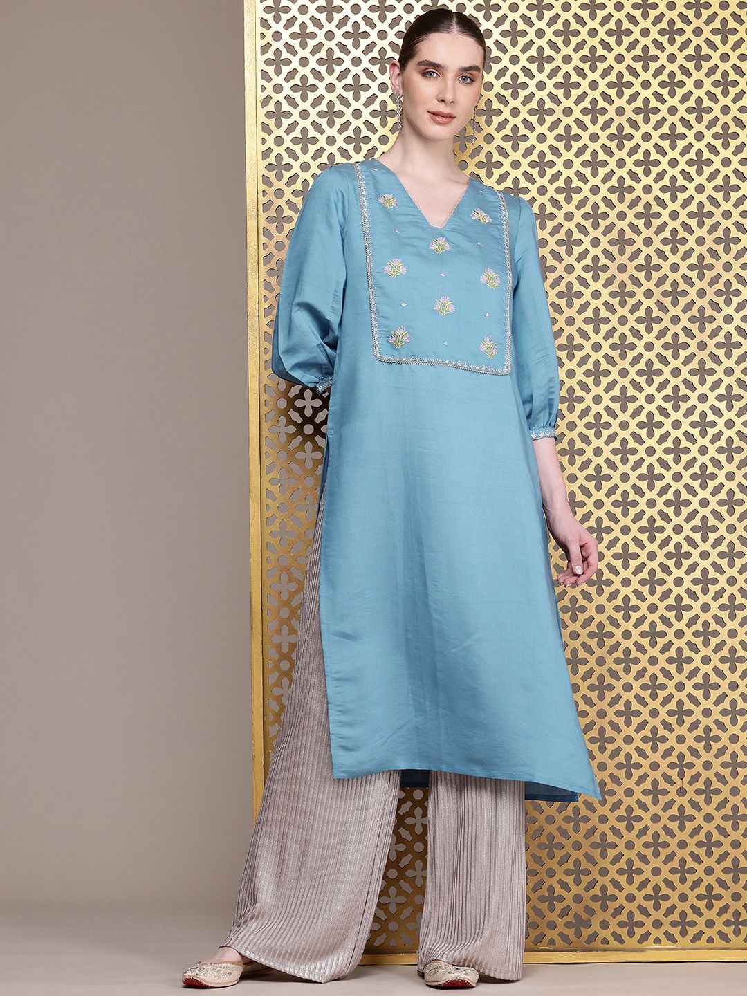 House of Pataudi Jashn Indie Florals Yoke Design Kurta