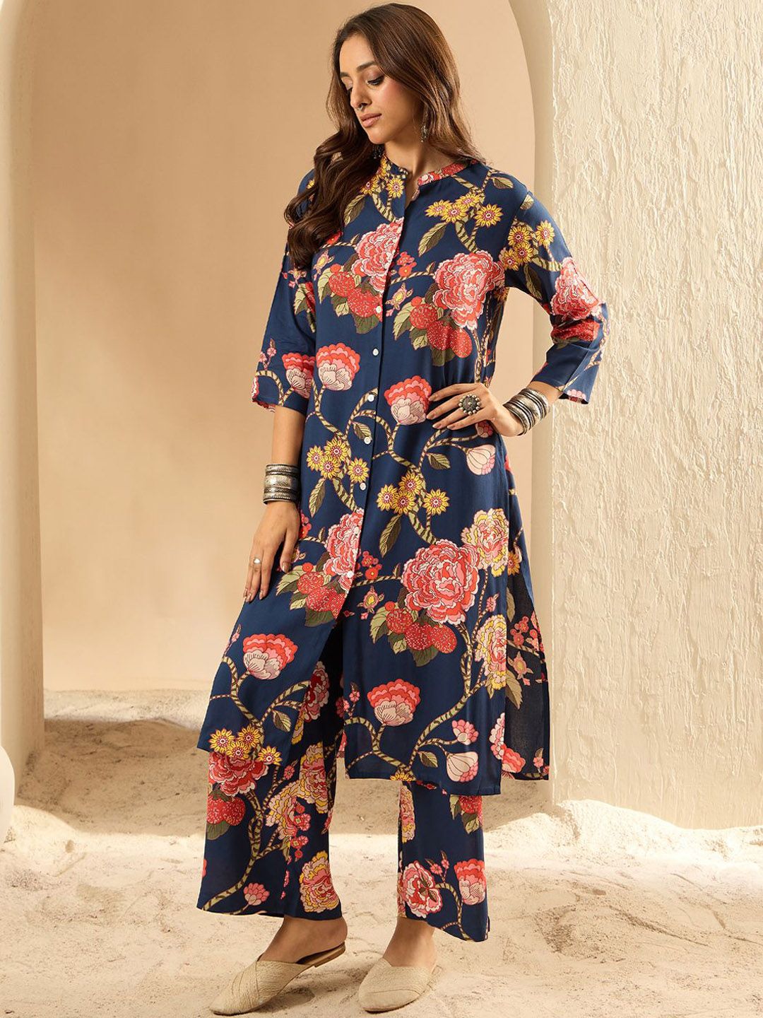 Indo Era Women Floral Printed Regular Kurta with Palazzos