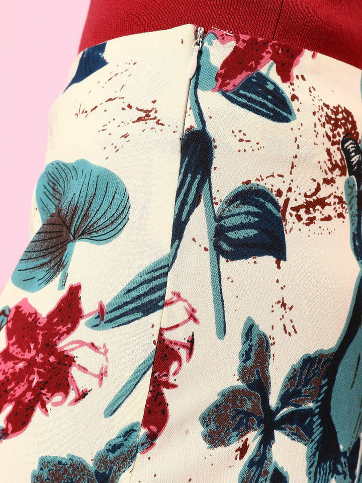 Berrylush Women Off White Floral Printed A-Line Skirt