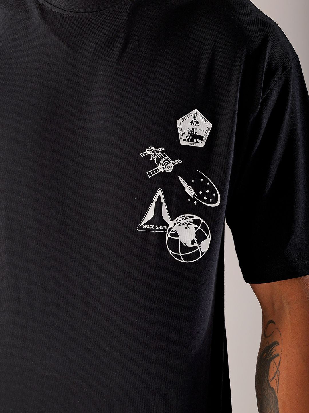 The Indian Garage Co Men Back Printed Boxy Oversized Round Neck T-shirt