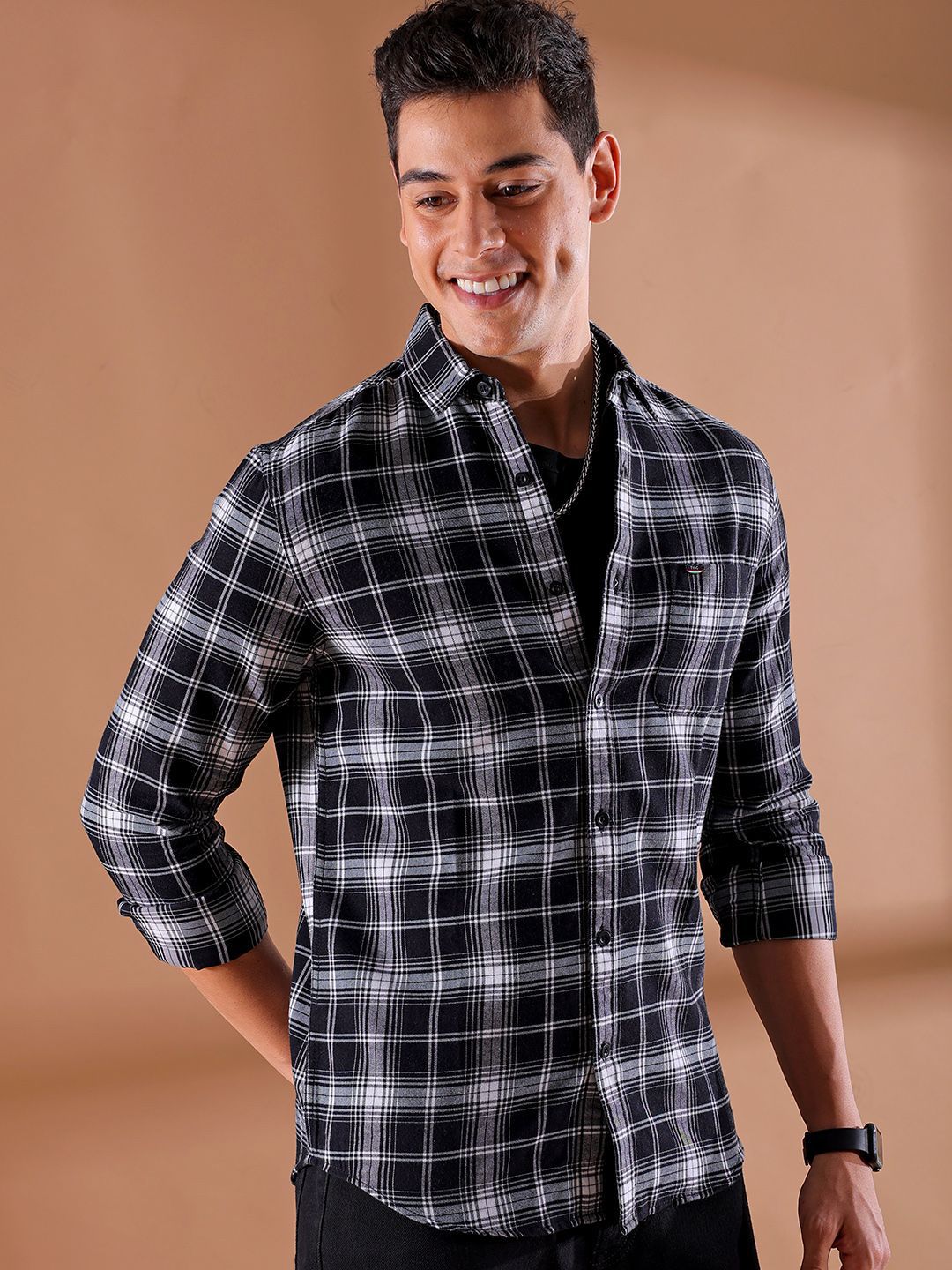 The Indian Garage Co Men Slim Fit Buffalo Checks Opaque Checked Casual Shirt