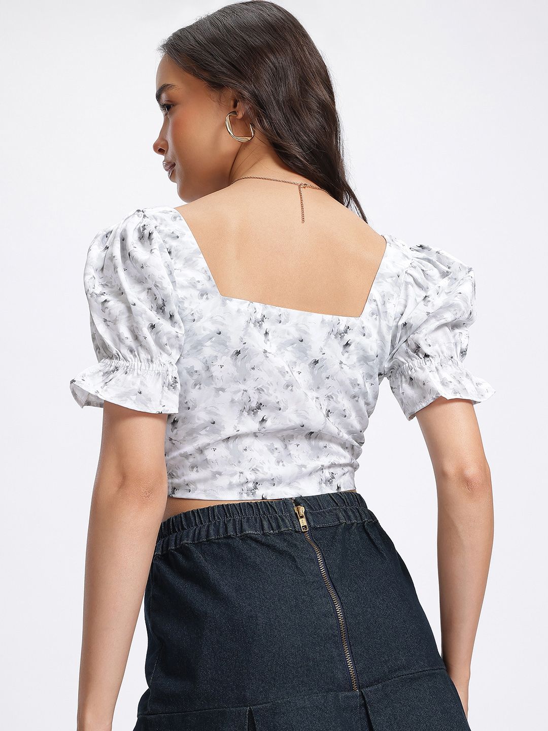 DressBerry Monochrome Florals Lace Up Detail Crop Top