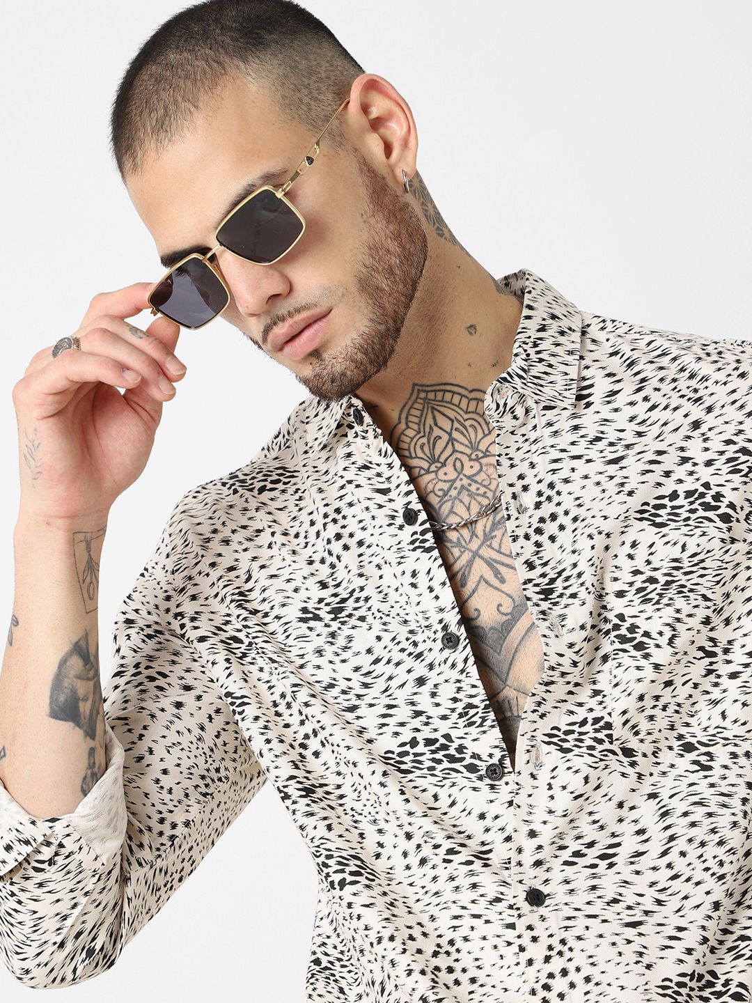VASTRADO Classic Slim Fit Abstract Printed Casual Shirt