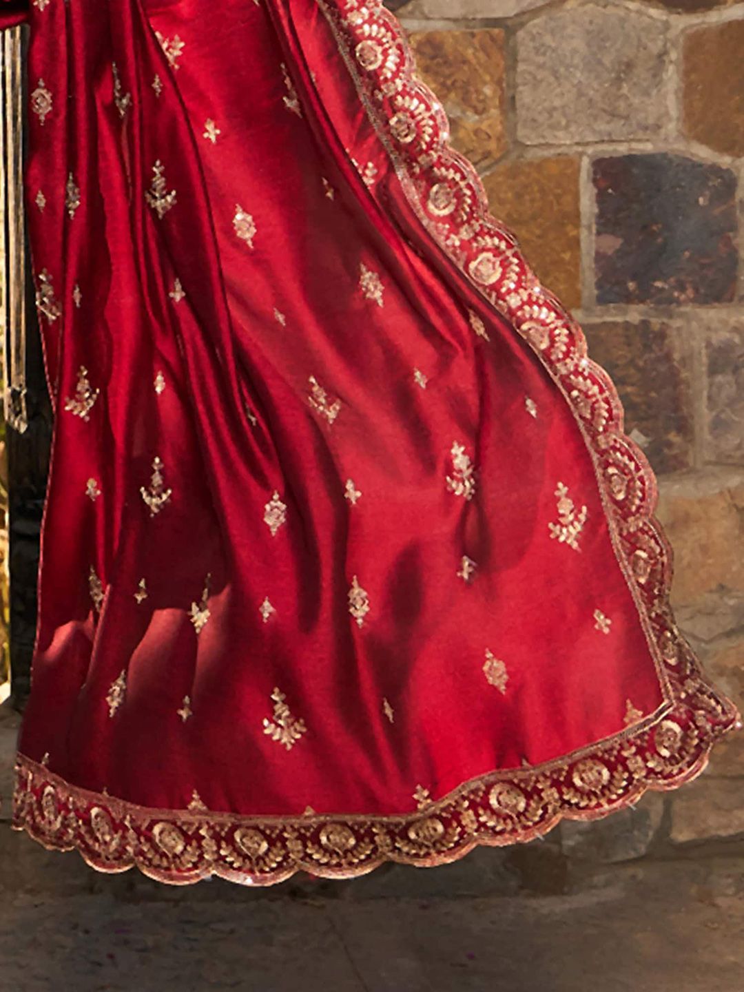Indo Era Ethnic Motifs Embroidered Round Neck Thread Work Kurta with Trousers & Dupatta