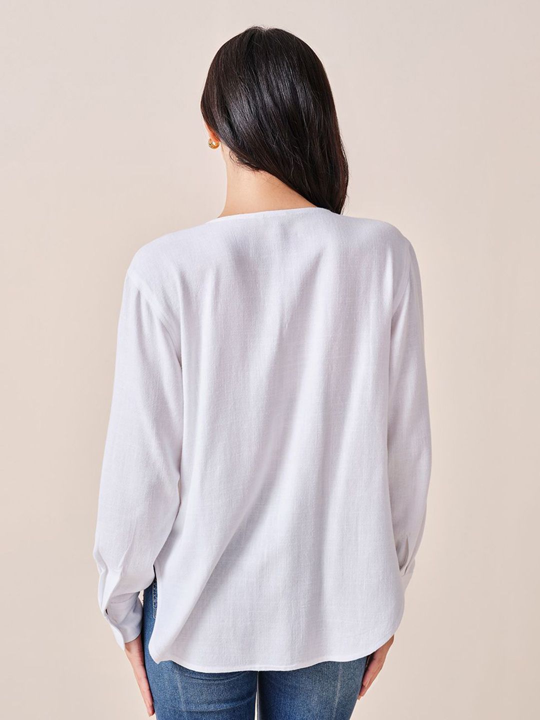 AND Women Solid V-Neck Long Sleeve Top