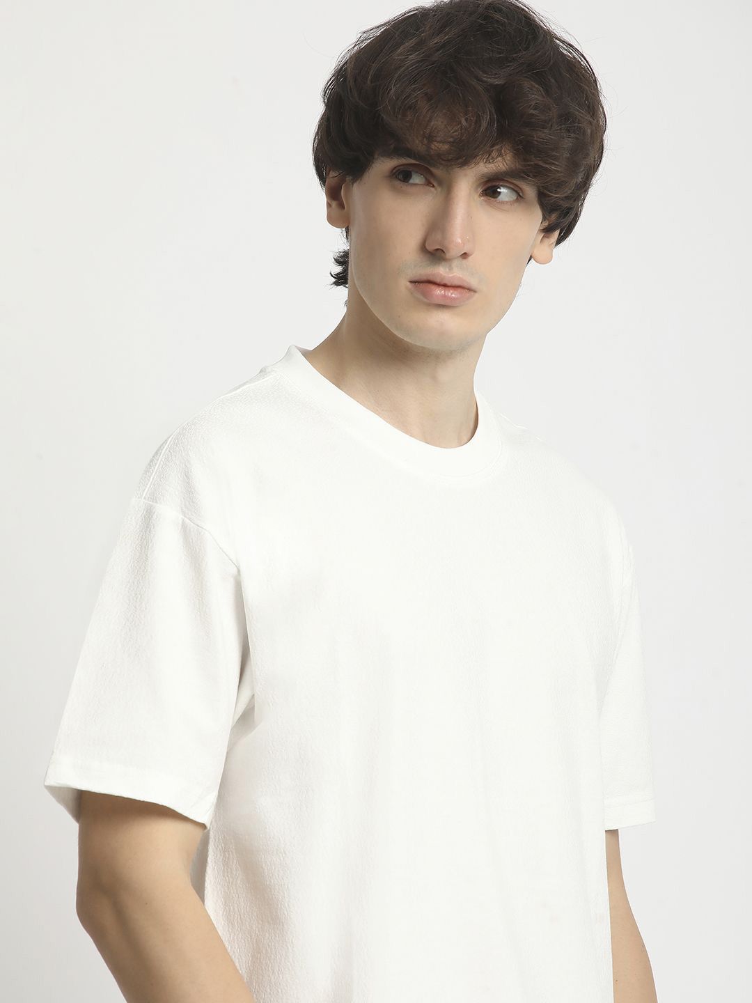 THE BEAR HOUSE Men Round Neck Solid T-shirt