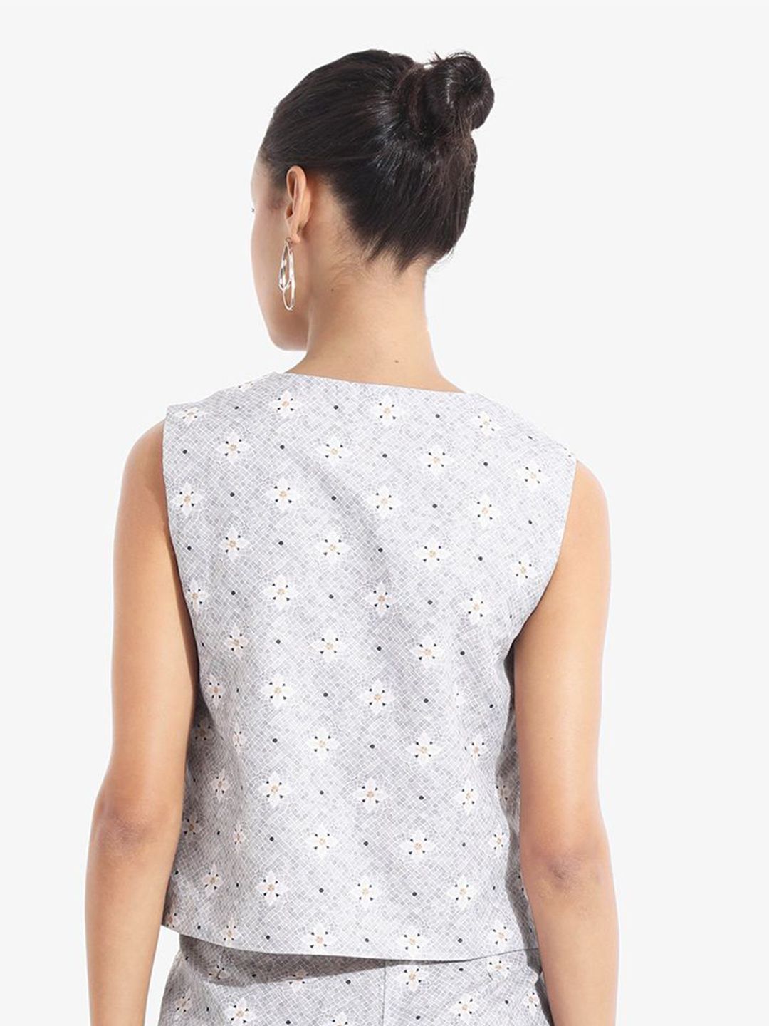 Rareism Women Floral Printed Lengan Tanpa V-Neck Wrap Top