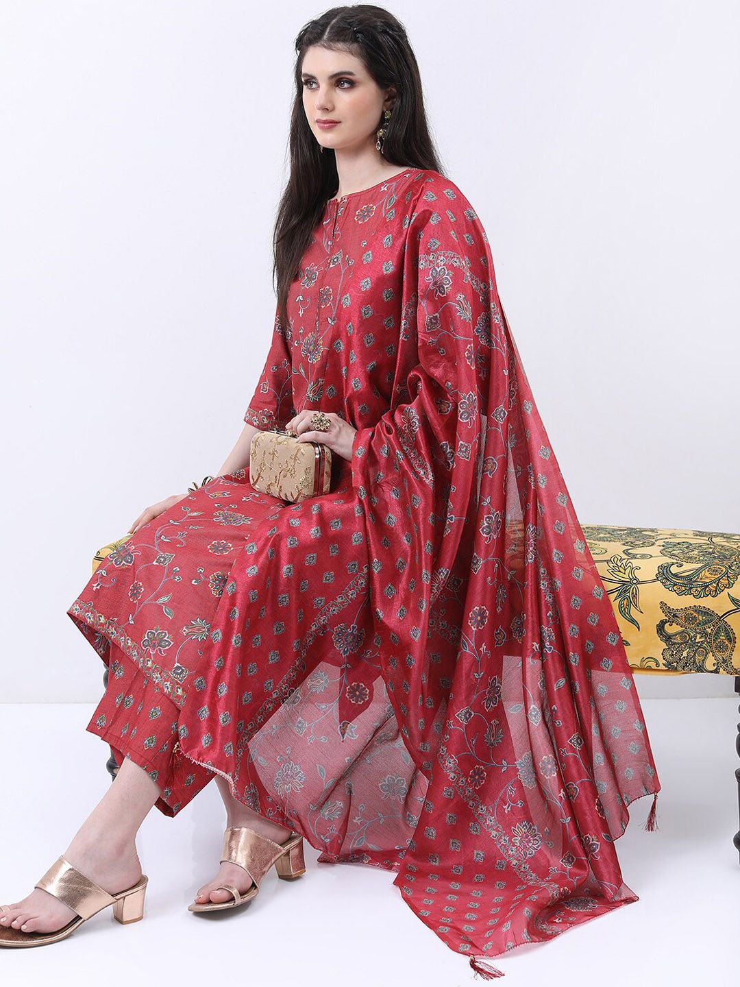 Vishudh Red & Green Floral Printed Kurta With Palazzos & Dupatta