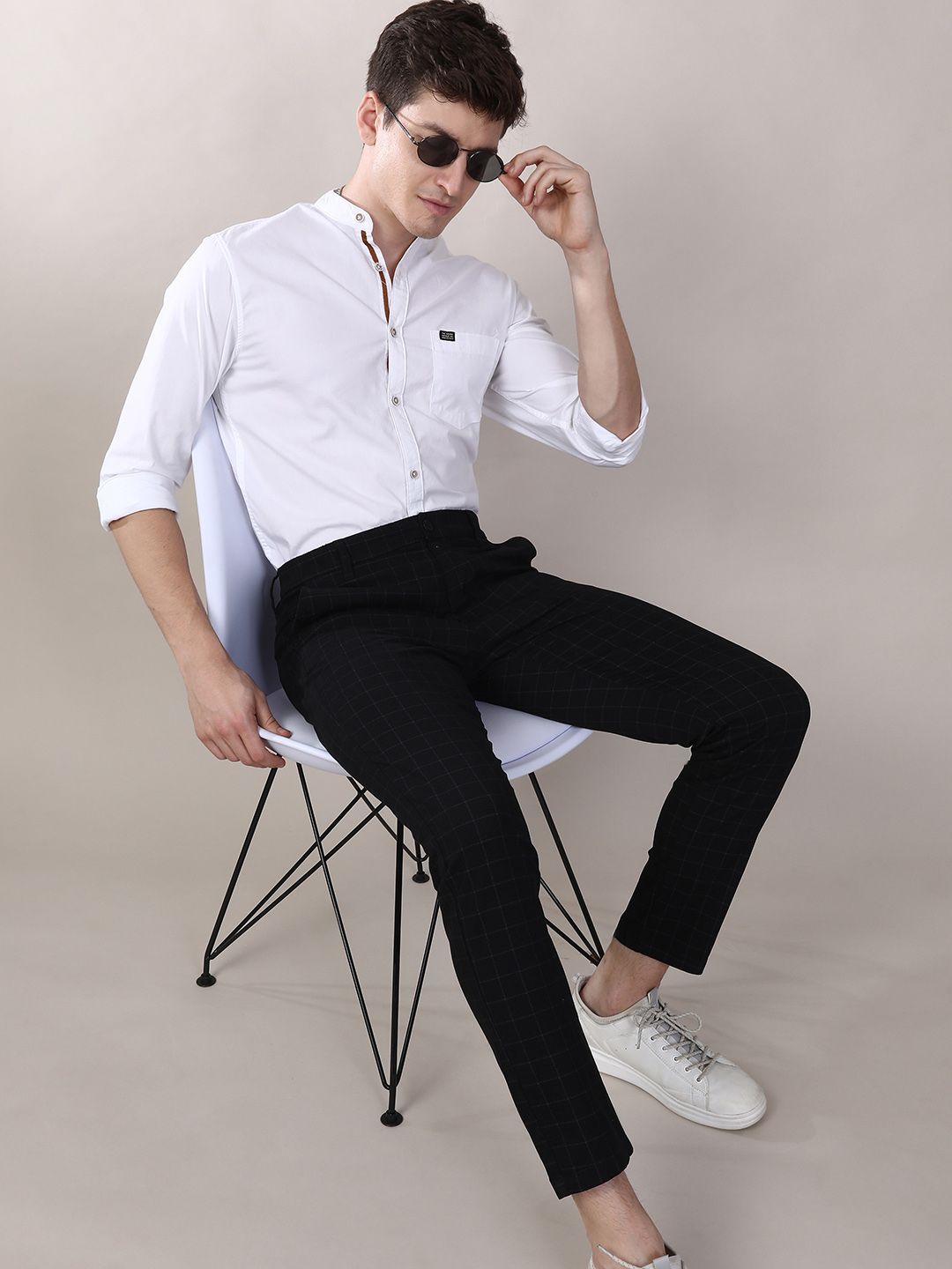 The Indian Garage Co Men Black Slim Fit Mid-Rise Clean Look Jeans