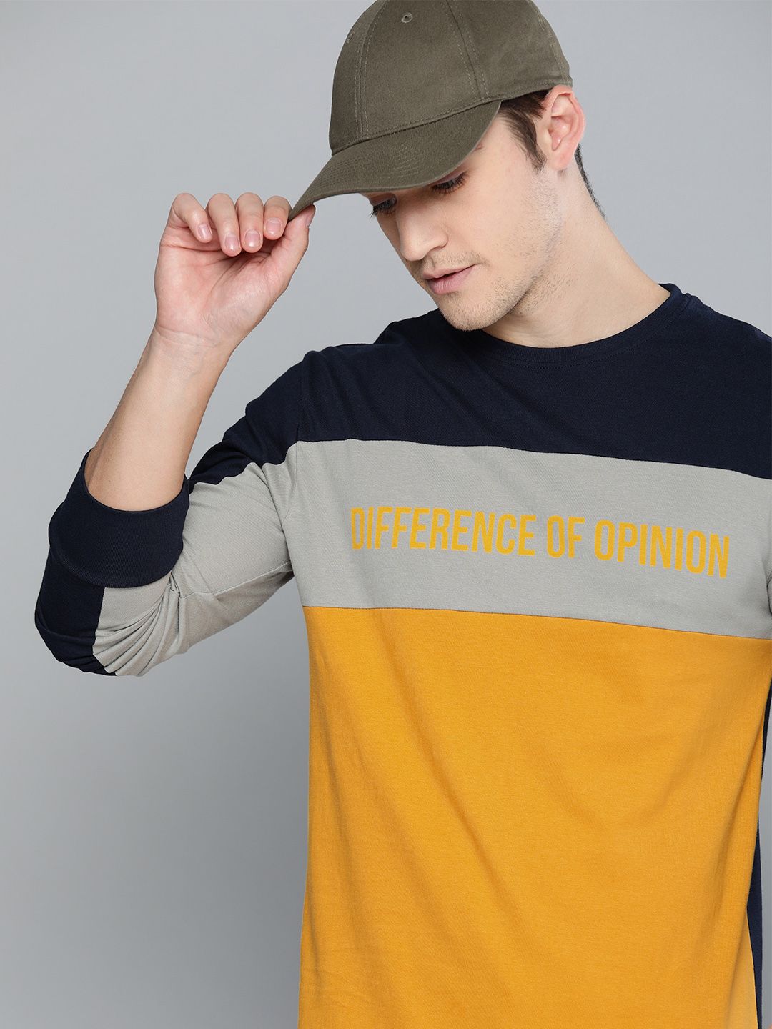 Difference of Opinion Men Navy Blue & Mustard Yellow Colourblocked Round Neck Pure Cotton T-shirt