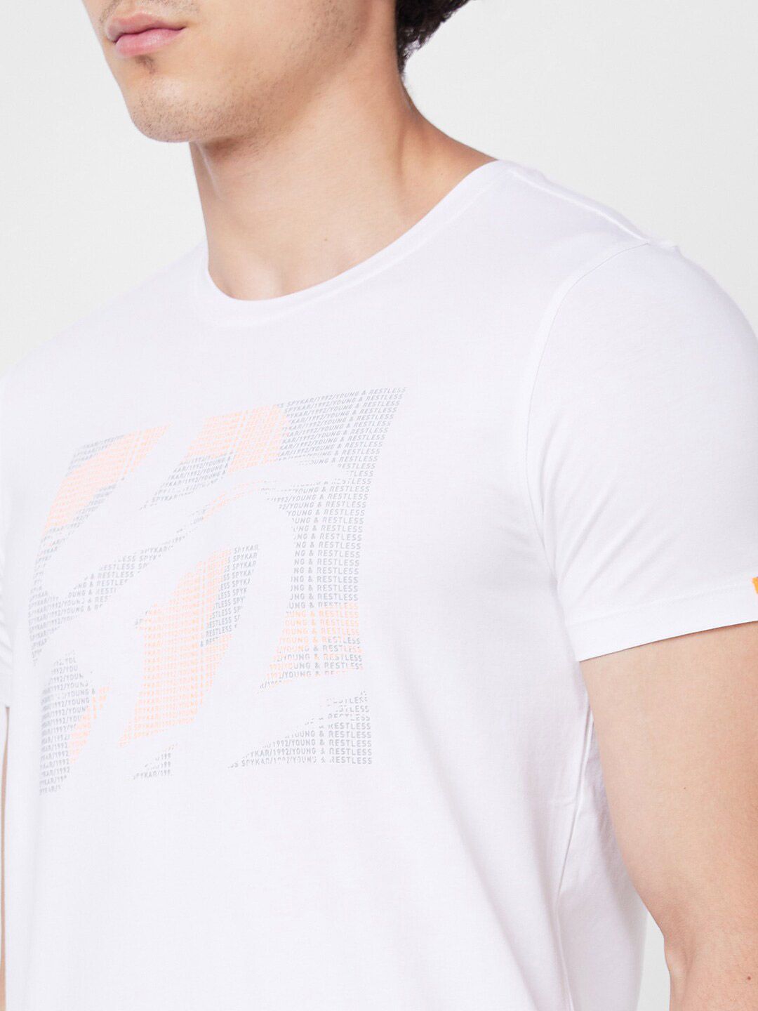 SPYKAR Graphic Printed Round Neck Slim Fit Cotton T-shirt