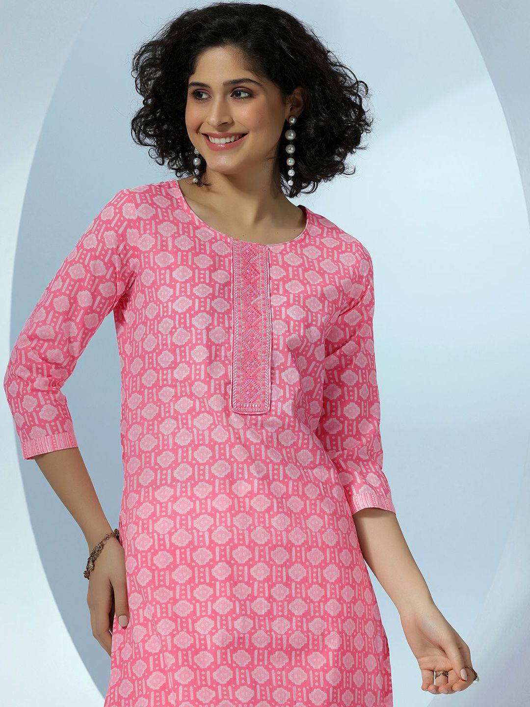 Libas Women Ethnic Motifs Printed Pure Cotton Kurta with Trousers & Dupatta