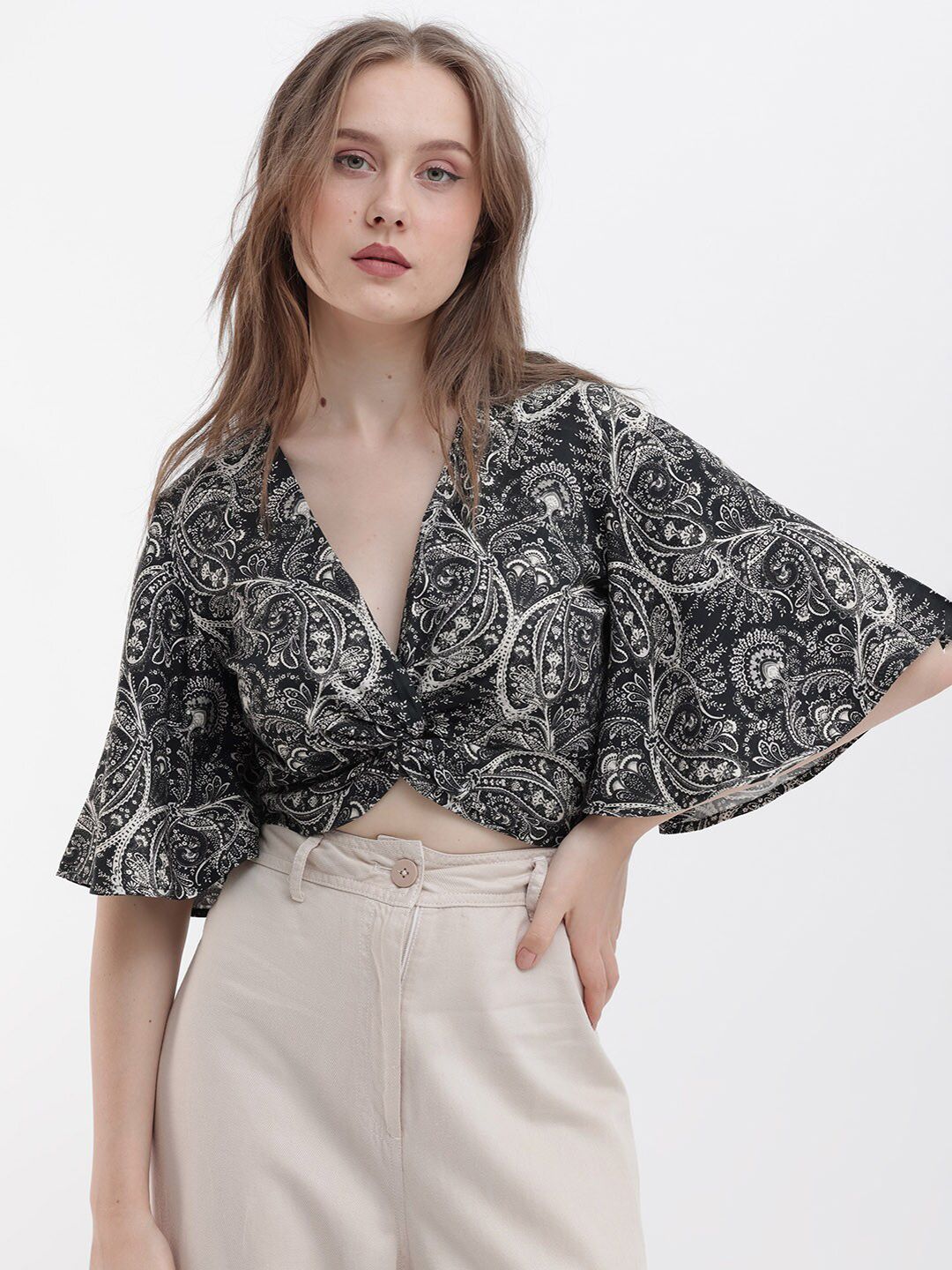 RAREISM Ethnic Motifs V-Neck Cotton Twisted Crop Top