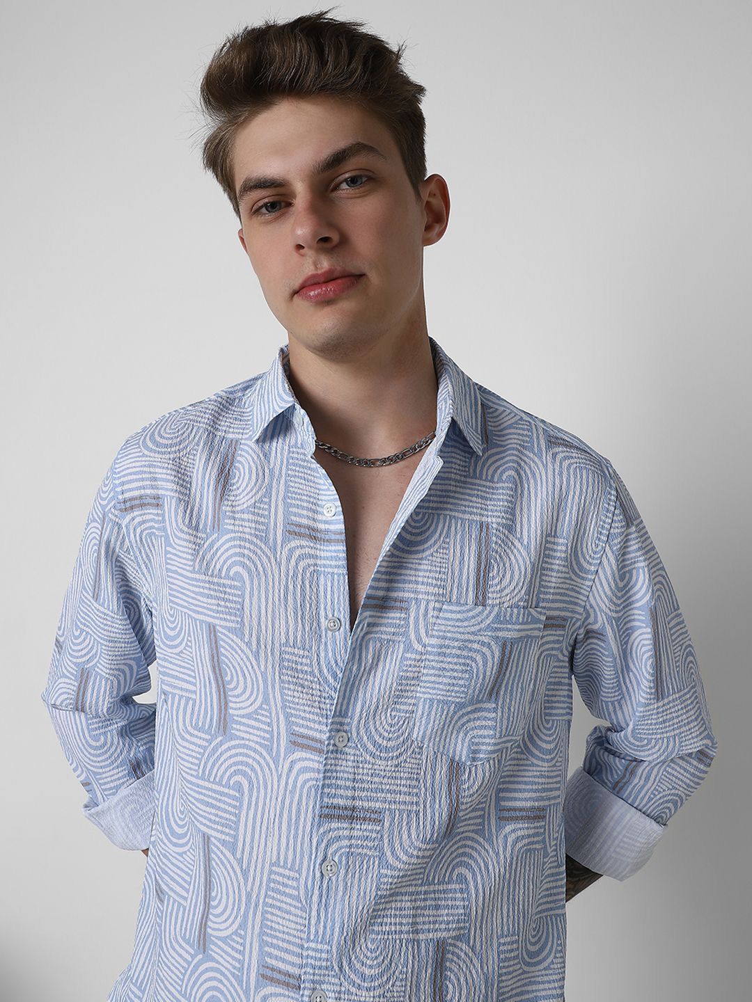VASTRADO Men Classic Slim Fit Floral Opaque Printed Casual Shirt
