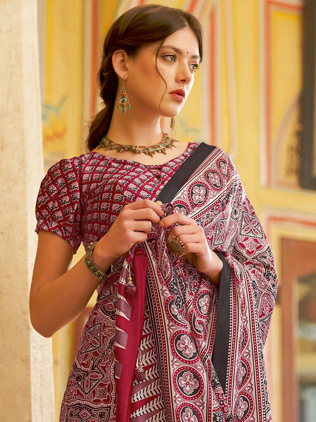 Saree mall modal Ajrak Block Pure Crepe Bagru SareesWith Blouse Piece