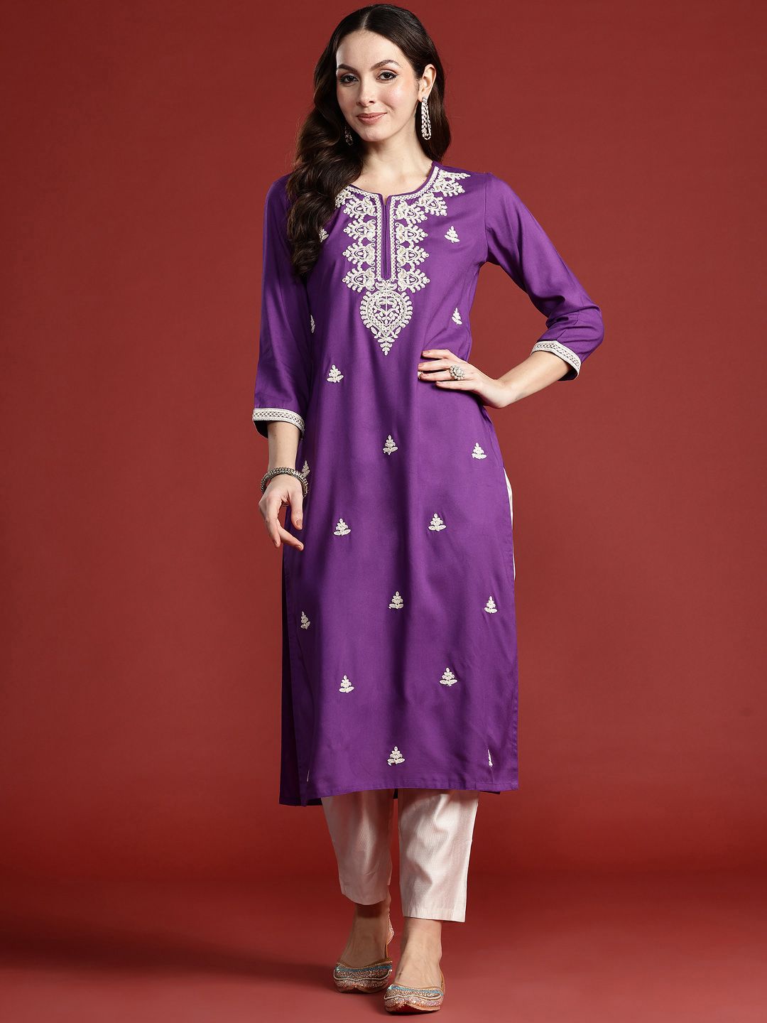 Indo Era Women Floral Embroidered Thread Work Kurta
