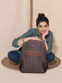 ZOUK Women Black & Red Graphic Backpack