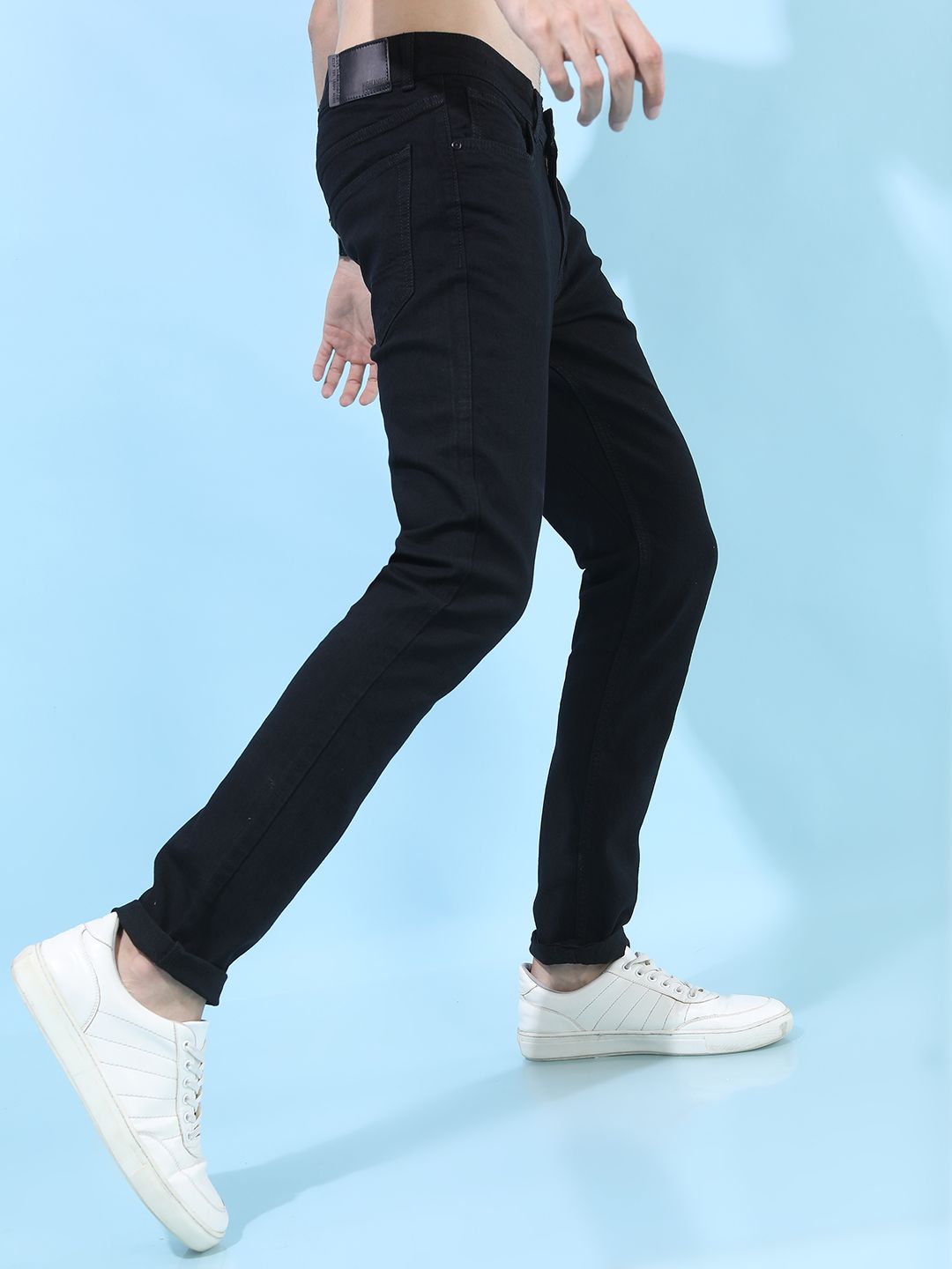 HIGHLANDER Men Black Slim Fit Mid-Rise Clean Look Stretchable Jeans