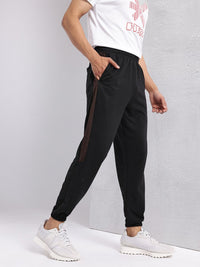 HRX by Hrithik Roshan Men Lifestyle Joggers with Contrast Panels