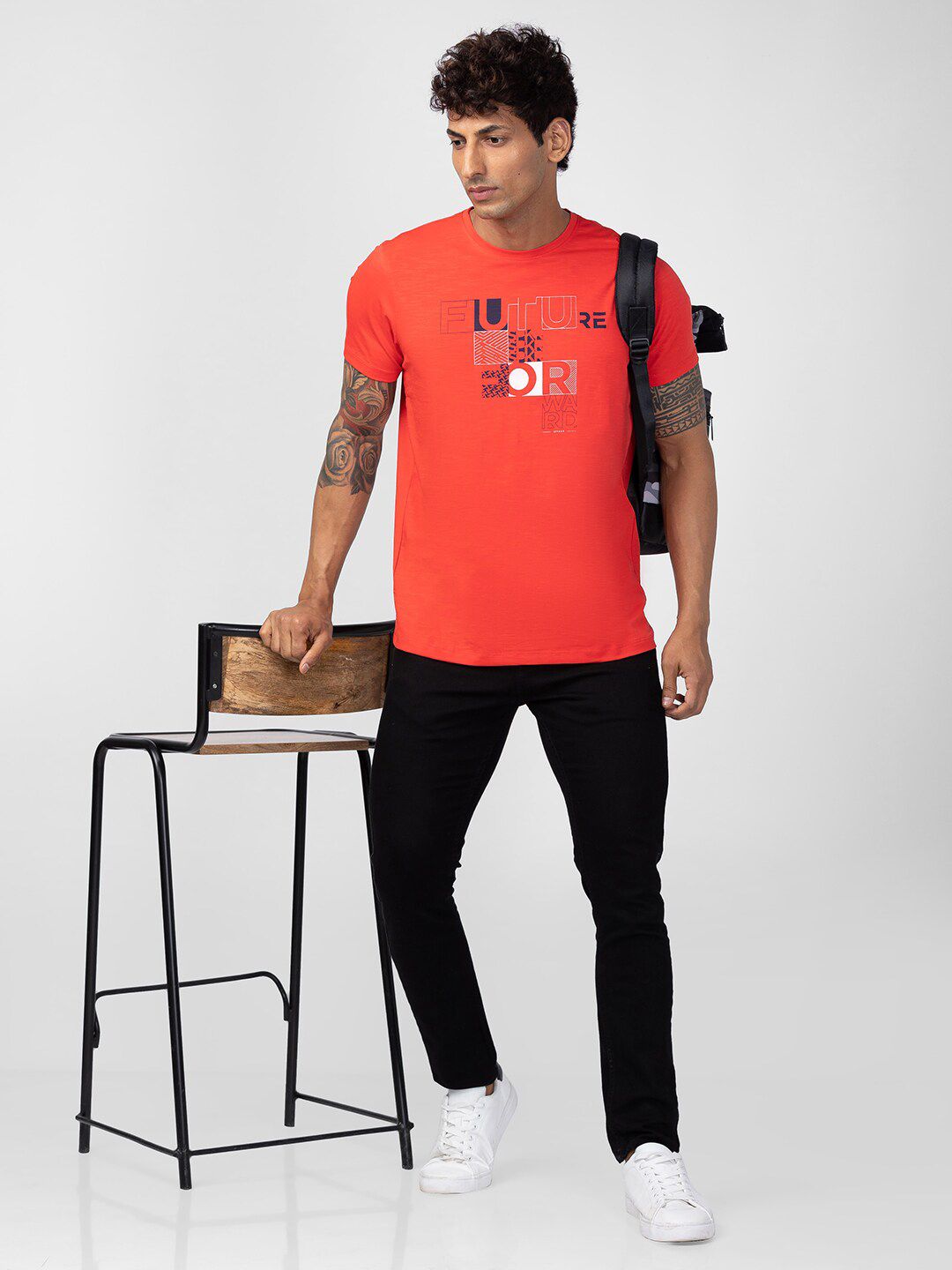 SPYKAR Men Typography Printed Slim Fit T-shirt