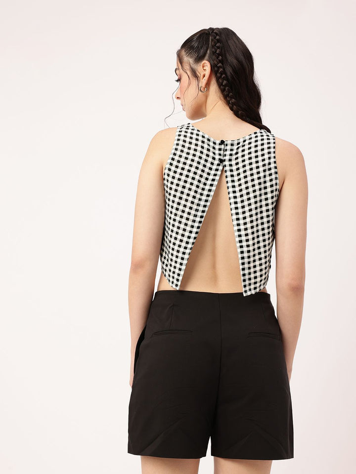 DressBerry Checkered Charm Slit Back Crop Top