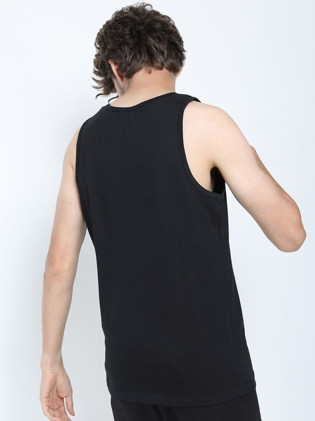 HIGHLANDER Men Black Printed Slim Fit Cotton T-shirt