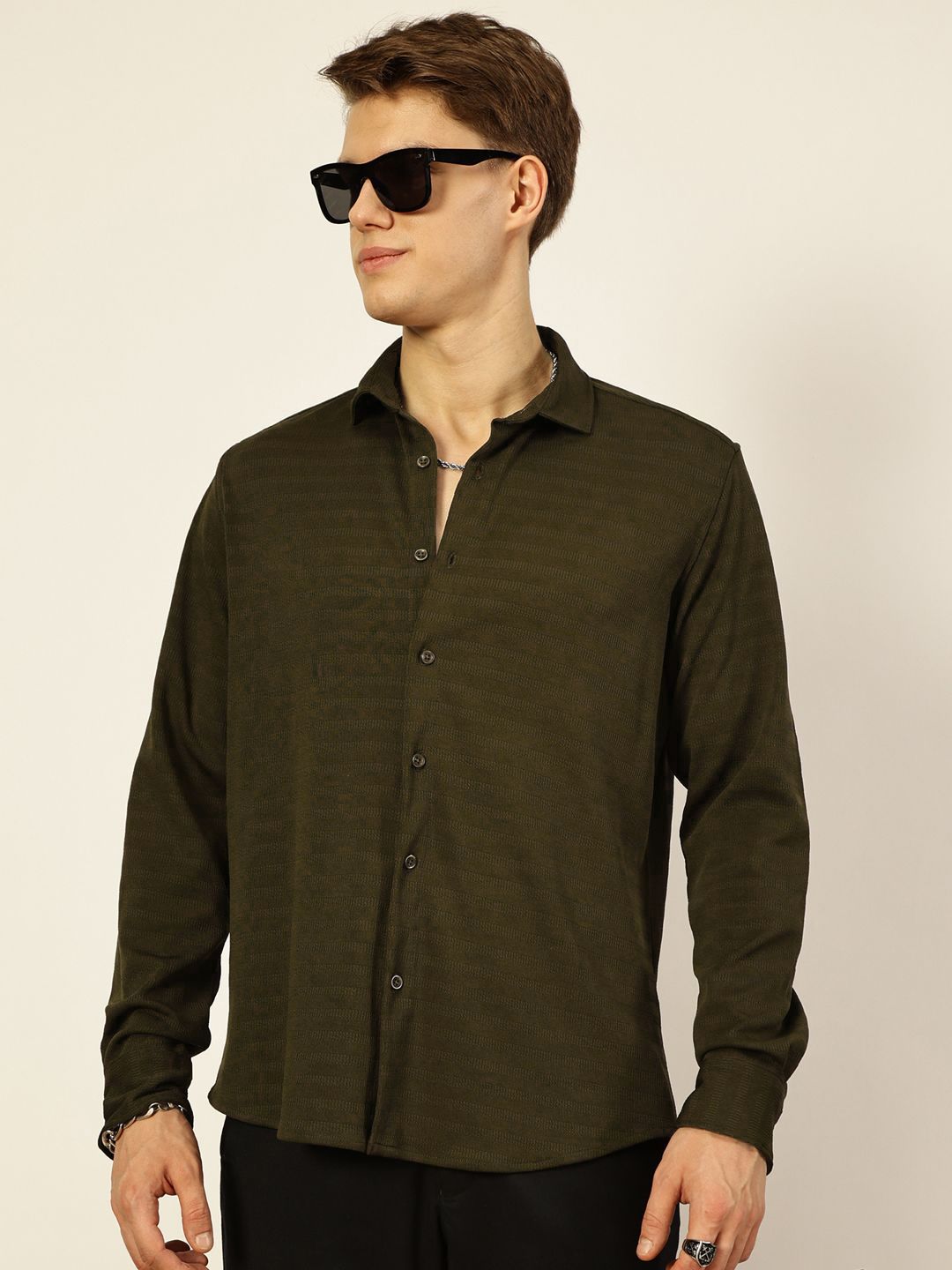 Thomas Scott Men Premium Spread Collar Horizontal Striped Casual Shirt