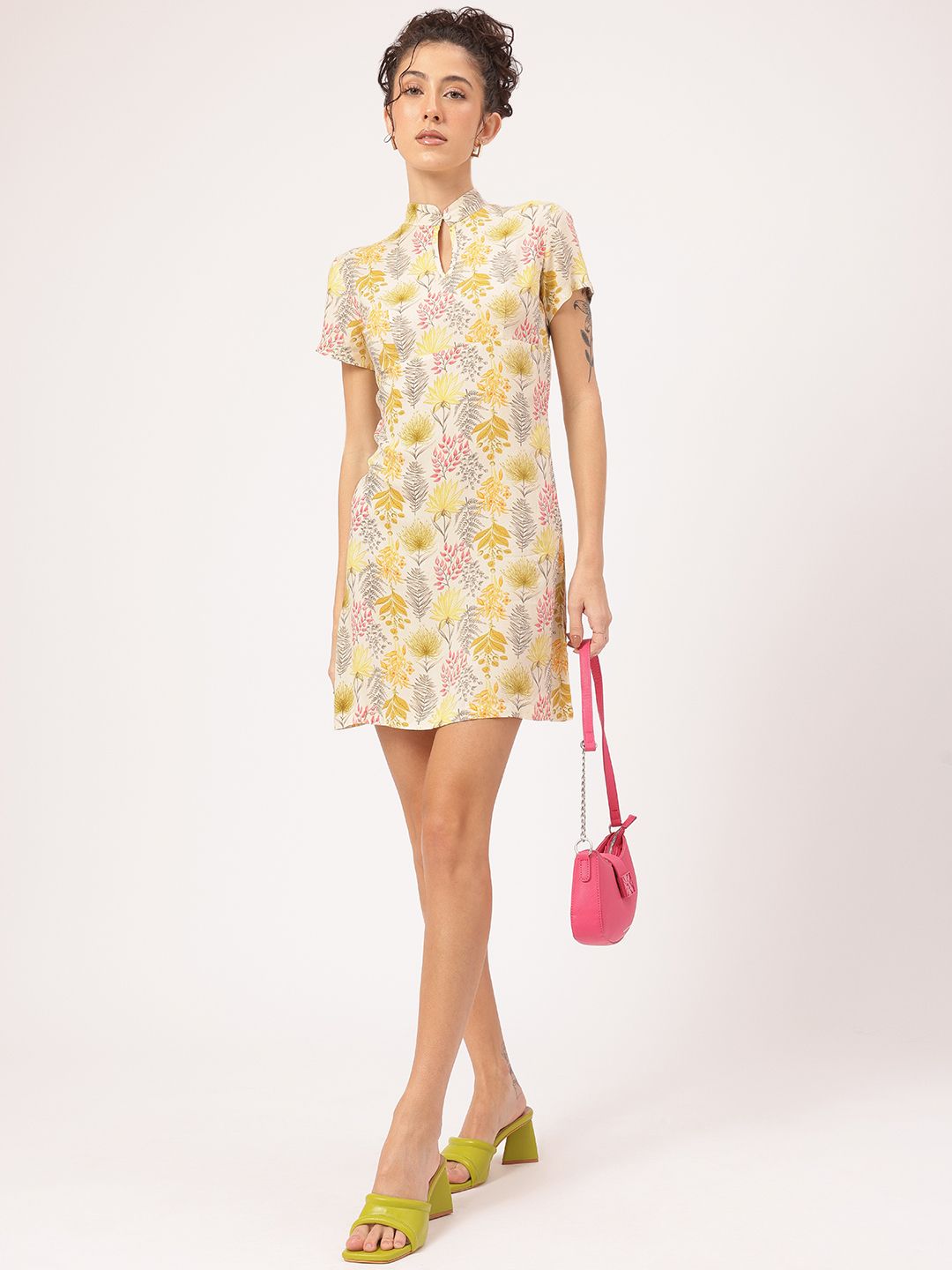 DressBerry Sweet Serenity Floral Printed Keyhole Neck Sheath Mini Dress