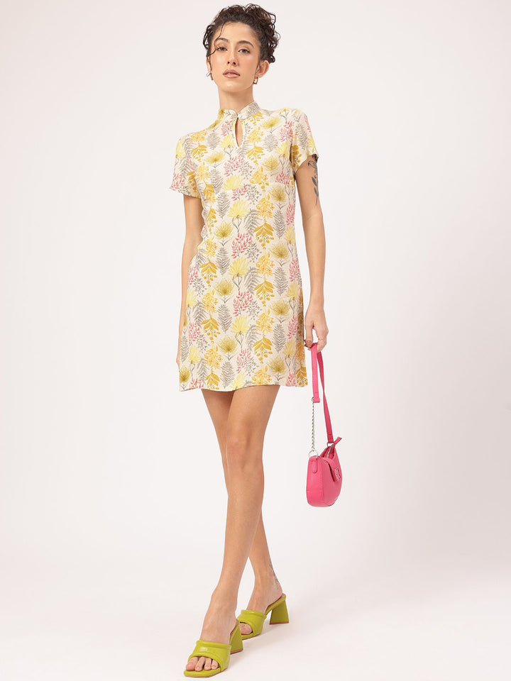 DressBerry Sweet Serenity Floral Printed Keyhole Neck Sheath Mini Dress