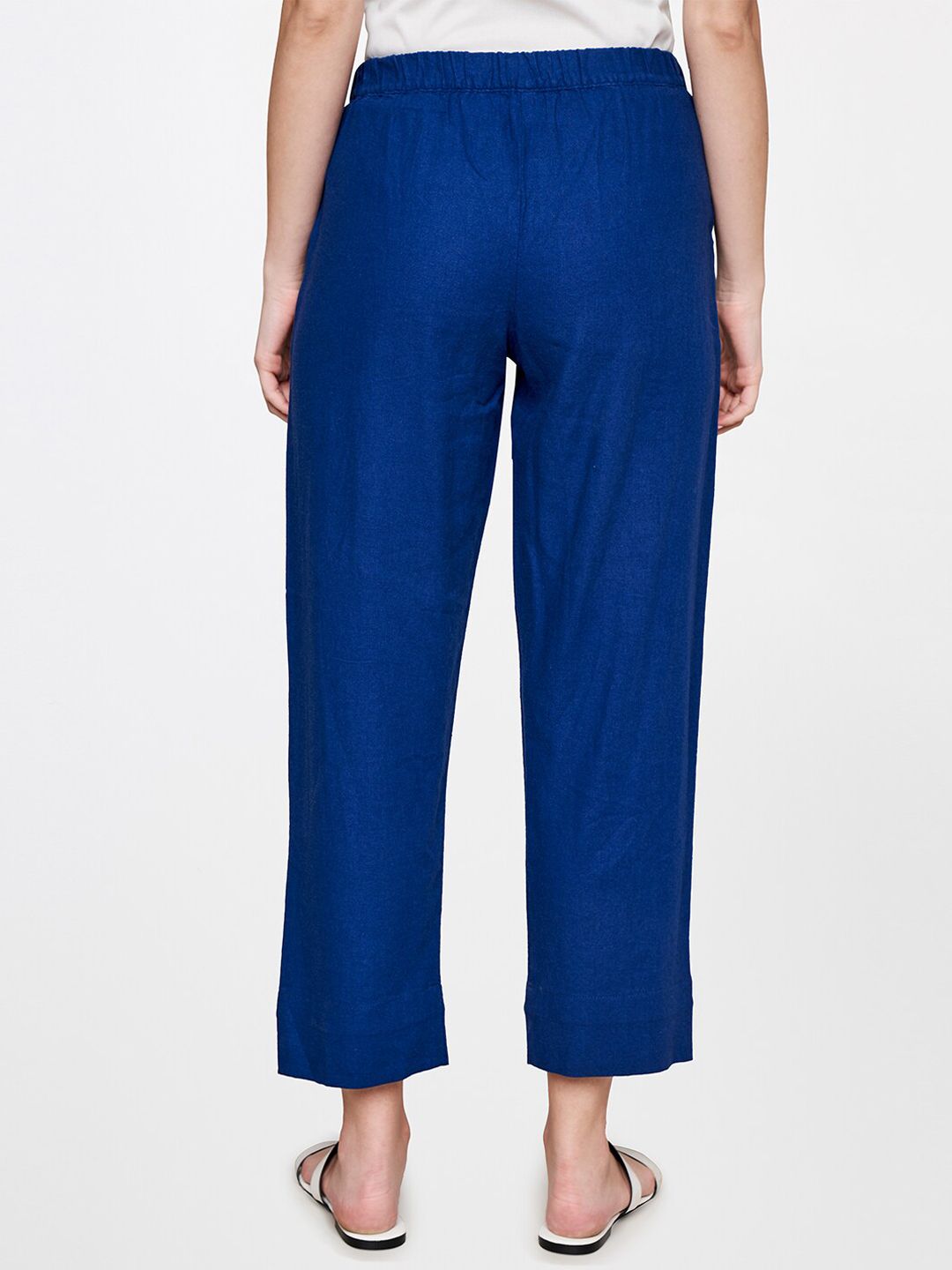 AND Women Straight Fit Mid-Rise Pleated Trousers