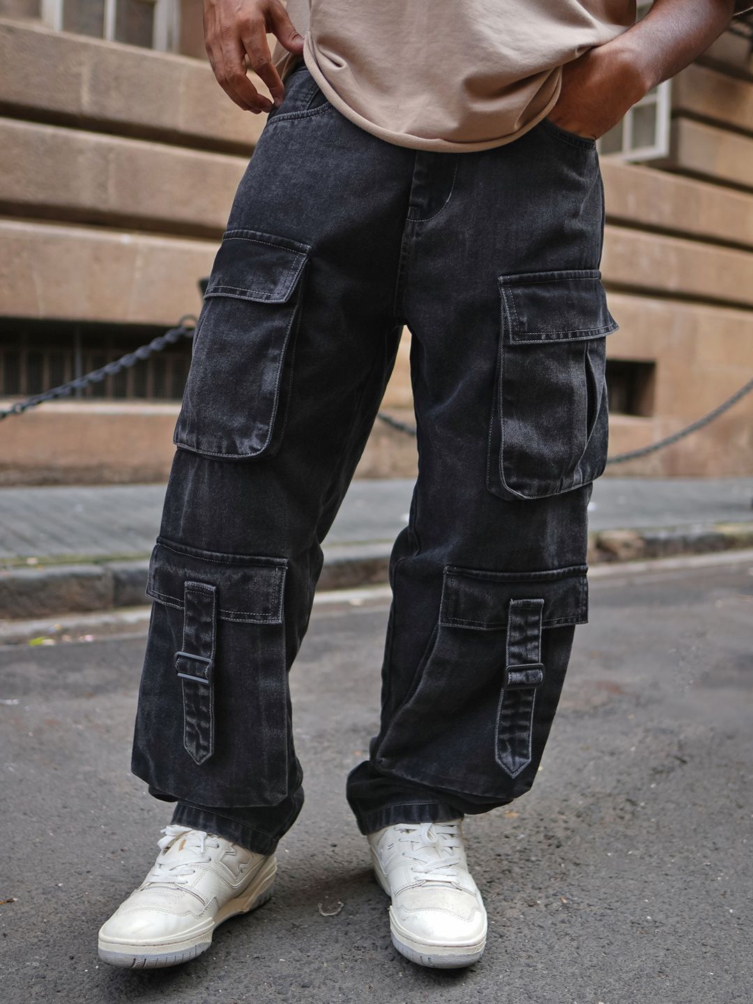 Powerlook Men Pure Cotton Loose Fit Cargos Trousers