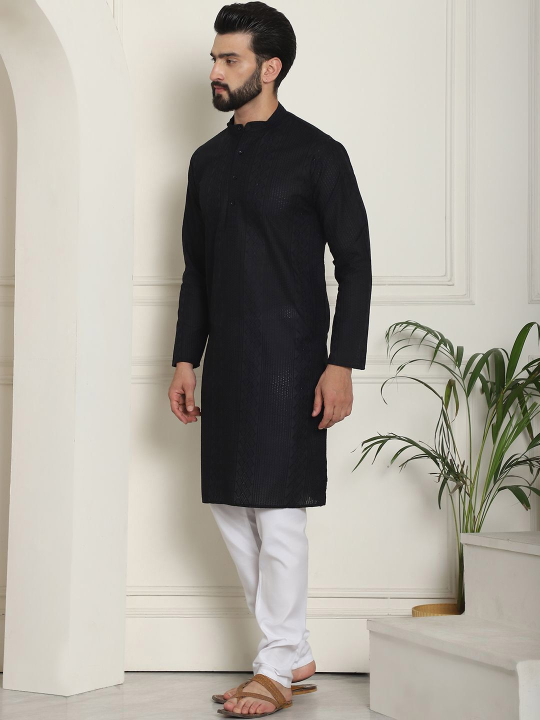 SOJANYA Geometric Embroidered Thread Work Pure Cotton Straight Kurta With Churidar