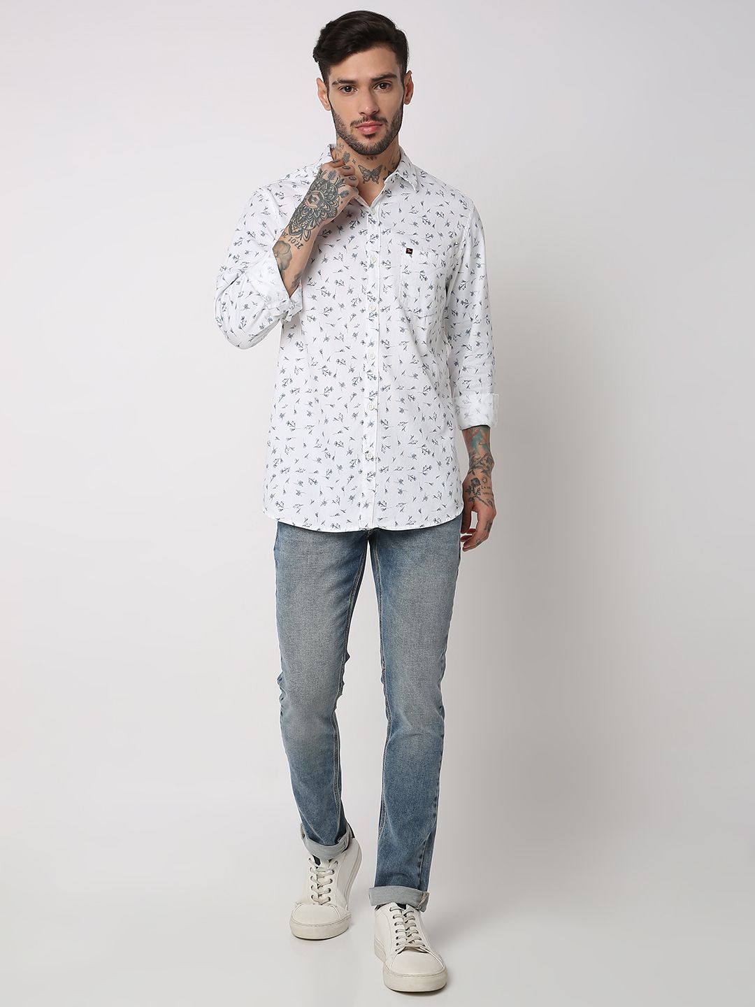 SPYKAR Pure Cotton Slim Fit Floral Printed Casual Shirt