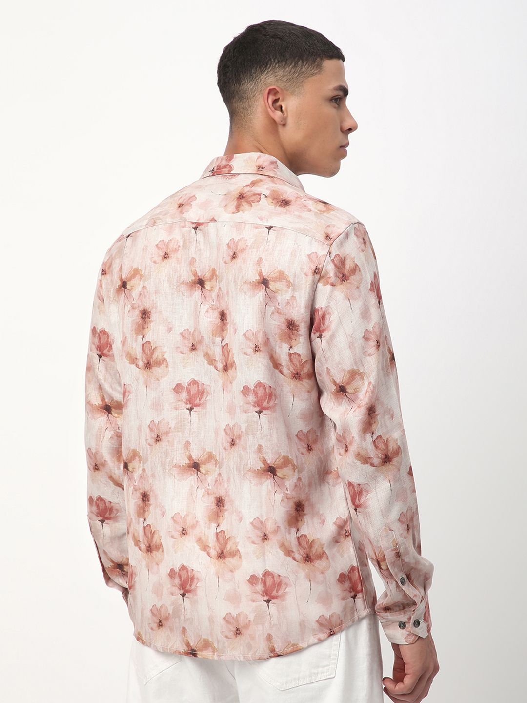 VASTRADO Men Classic Cutaway Collar Floral Printed Casual Shirt