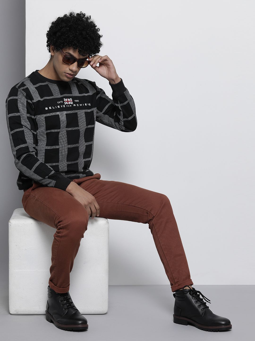 The Indian Garage Co Men Black Checked Sweatshirt