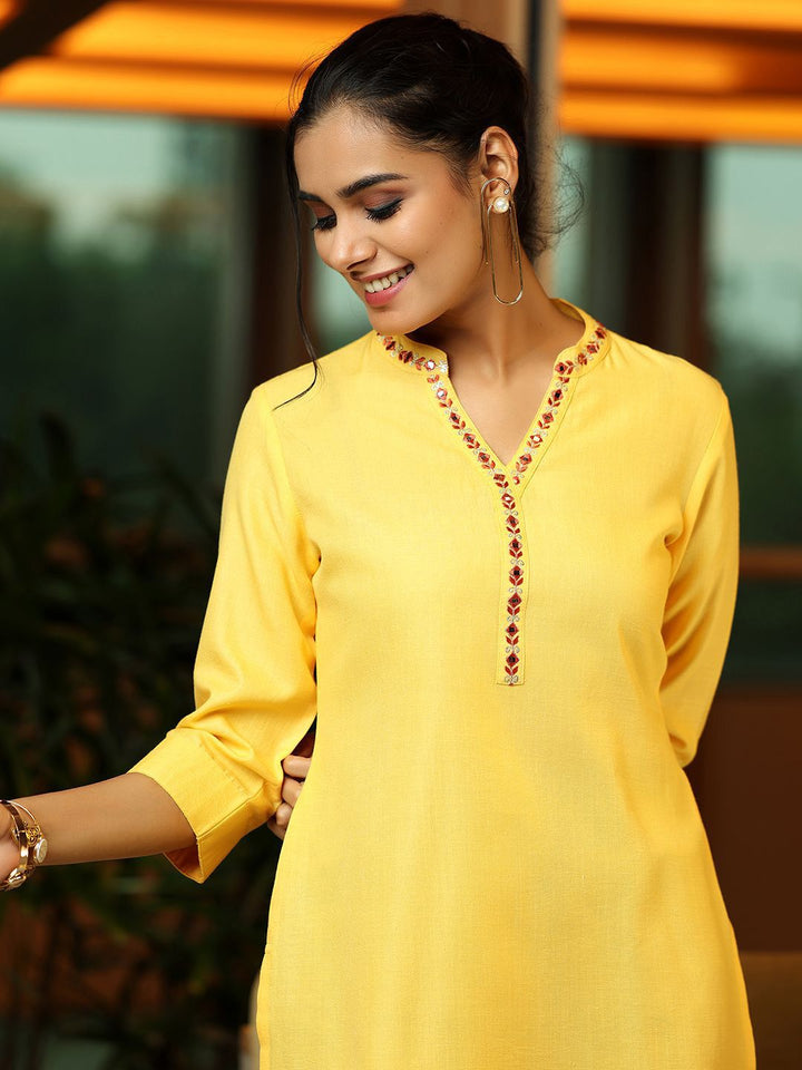 Libas V-Neck Kurti