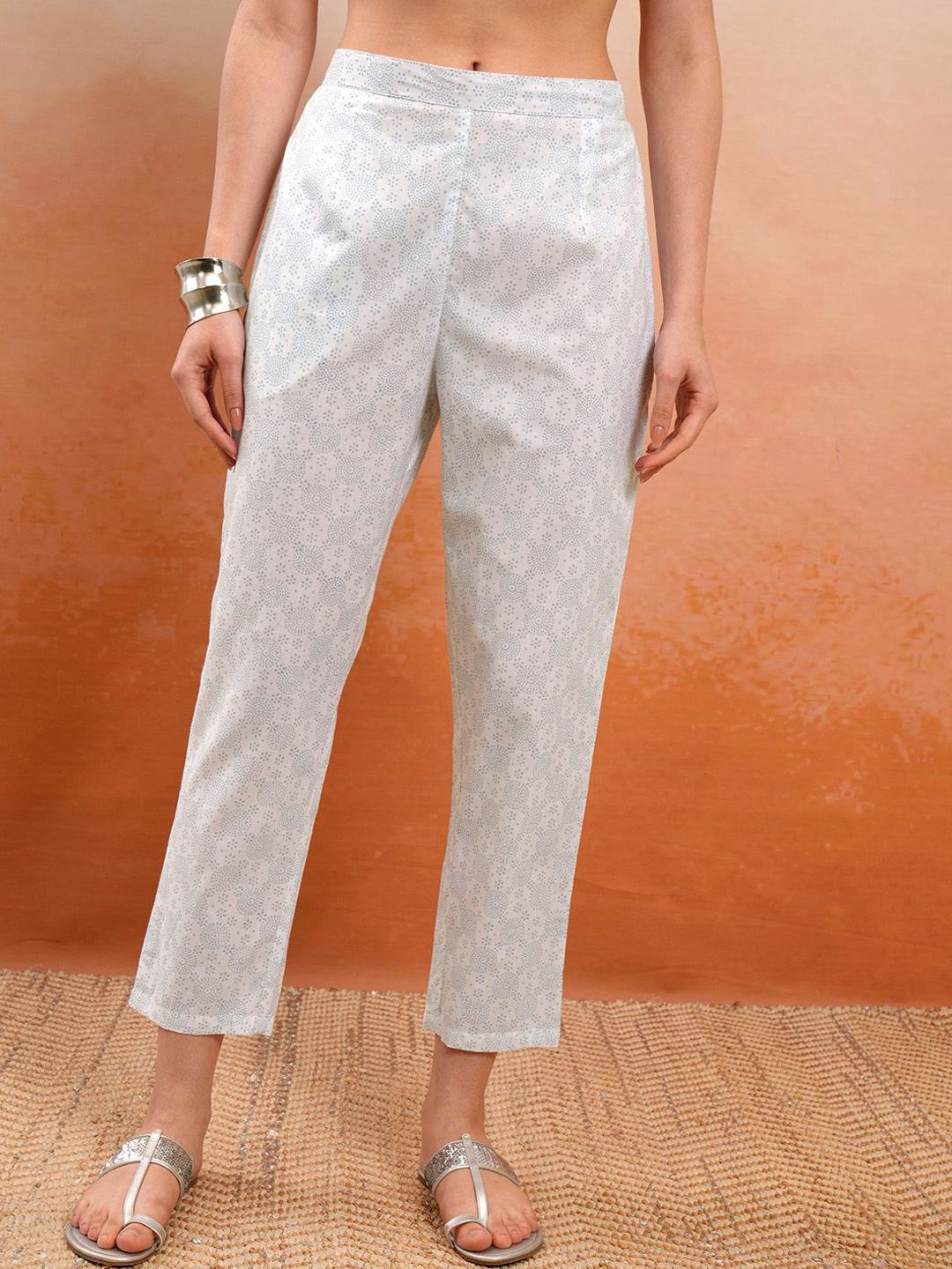 Vishudh Floral Printed V-Neck Pure Cotton Kurta with Trousers & Dupatta