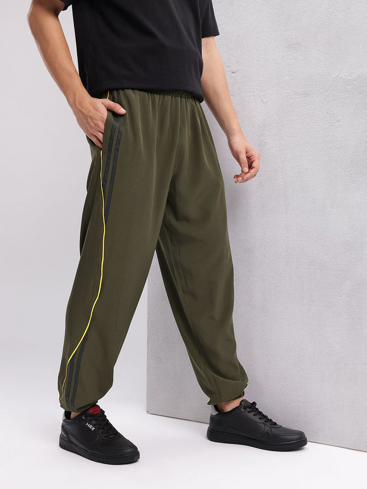 HRX by Hrithik Roshan Men Contrast Piping Lifestyle Joggers