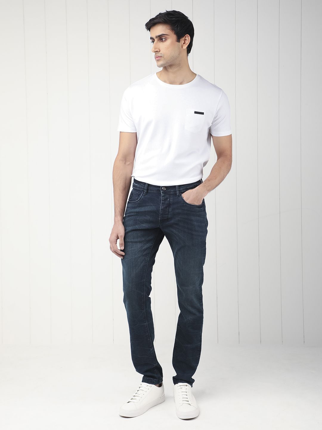 RARE RABBIT Men Yoshi Regular Fit Mid-Rise Cotton Jeans