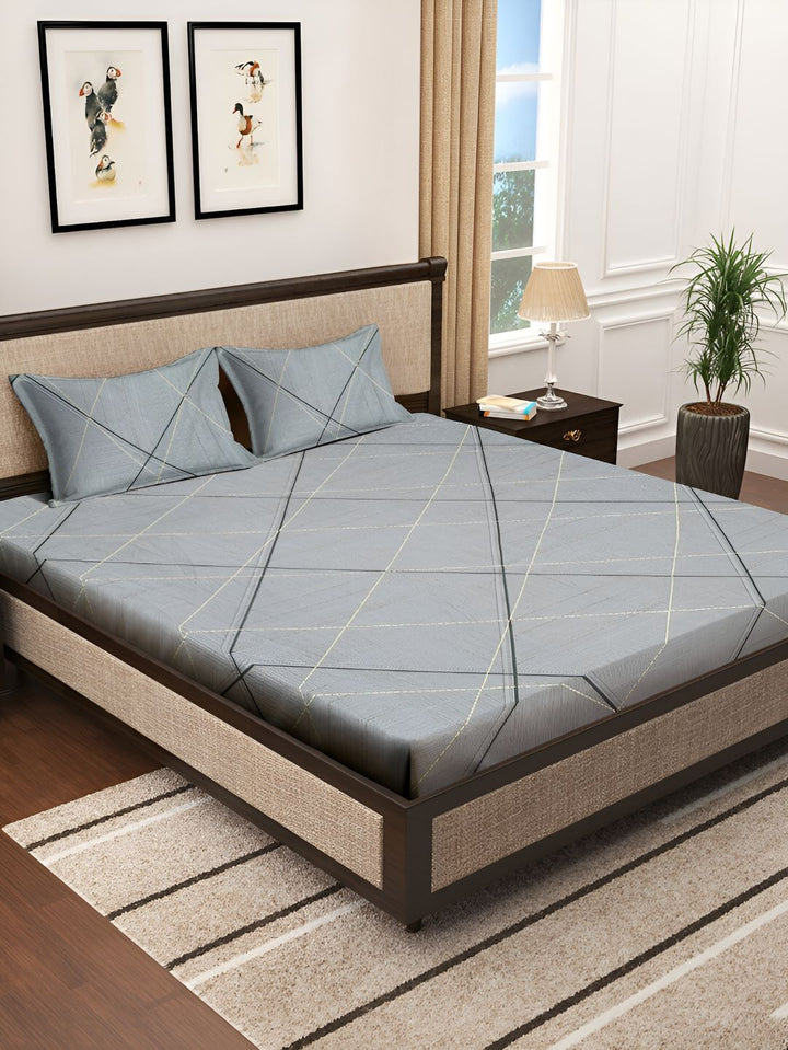 KLOTTHE Grey Geometric Cotton 300 TC King Bedsheet with 2 Pillow Covers-98 x 89 inches