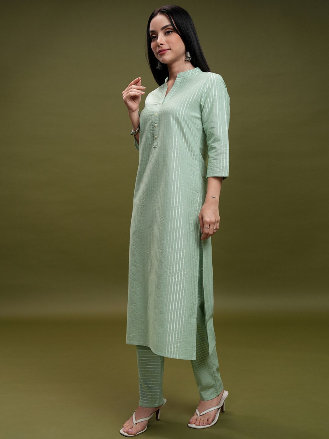 Vishudh Green Striped Mandarin Collar Pure Cotton Straight Kurta With Trousers